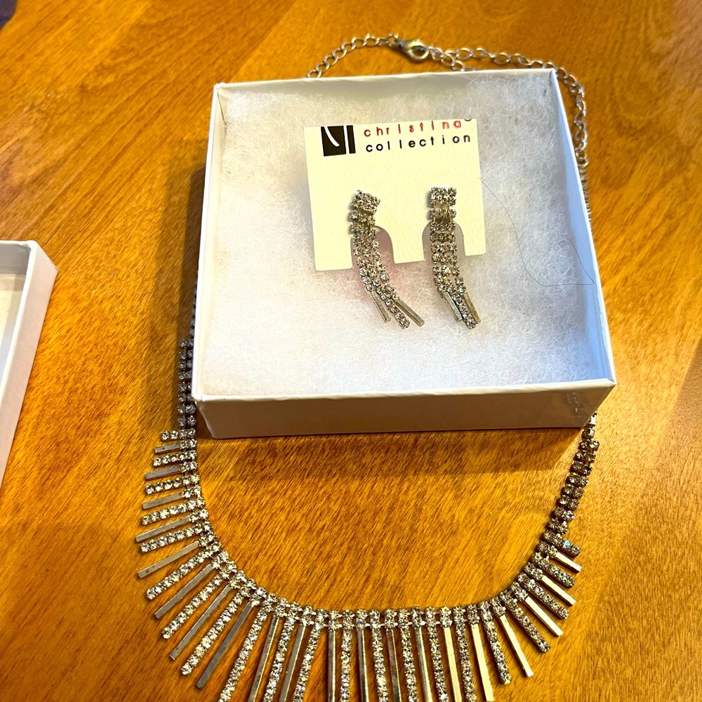 Earring necklace set. NWT. Pierced earrings. Adjustable length necklace.